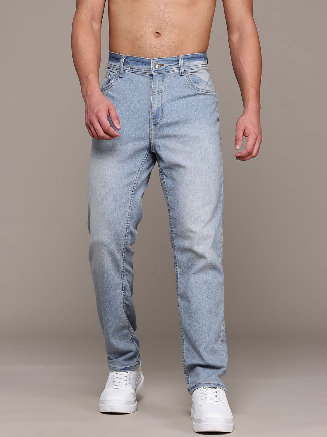 The Roadster Lifestyle Co. Men Straight Fit Jeans - view 1