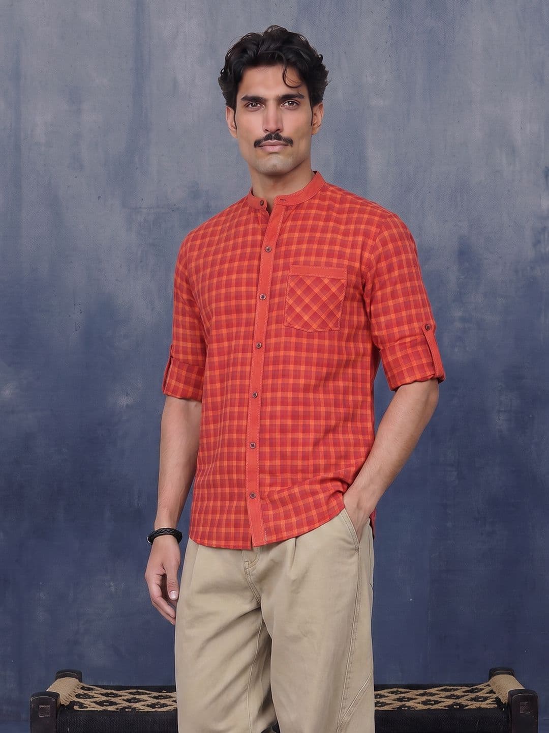 Taavi Woven Legacy Checked Kurta - view 1