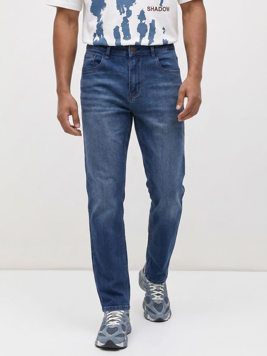 Roadster Men Regular Fit Low Distress Jeans - view 1
