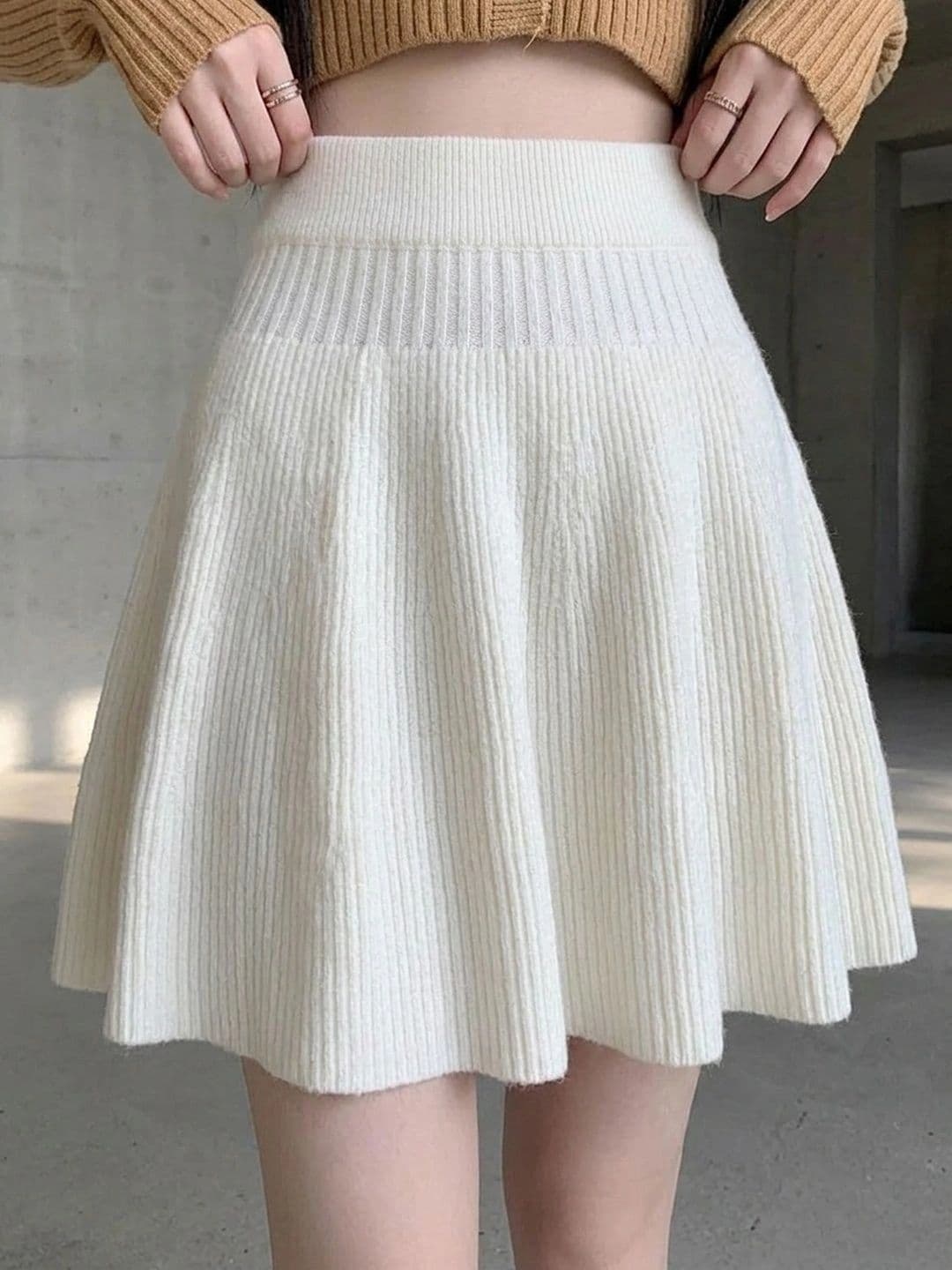 Suo Women Knits Mini Flared Skirt - view 1
