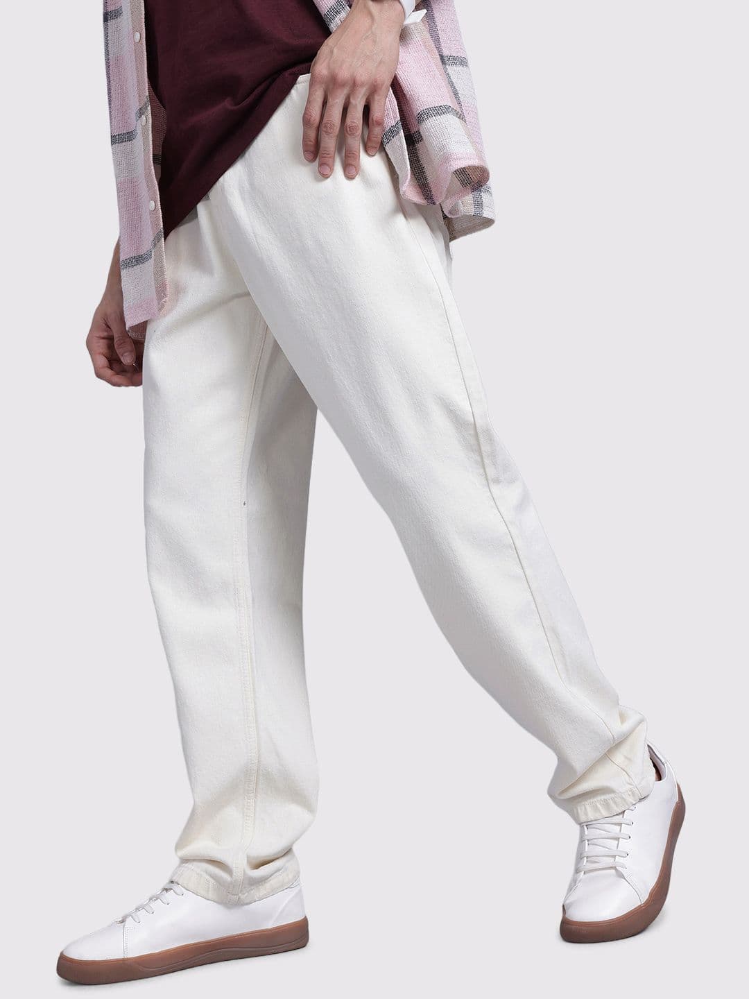 The Roadster Life Co. Men Straight Fit Non-Stretchable Jeans - view 1