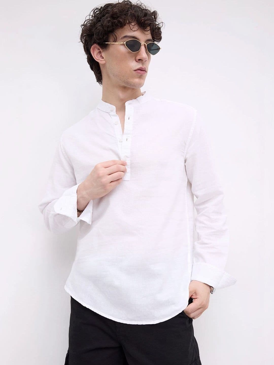 VASTRADO Men Kurta - view 1