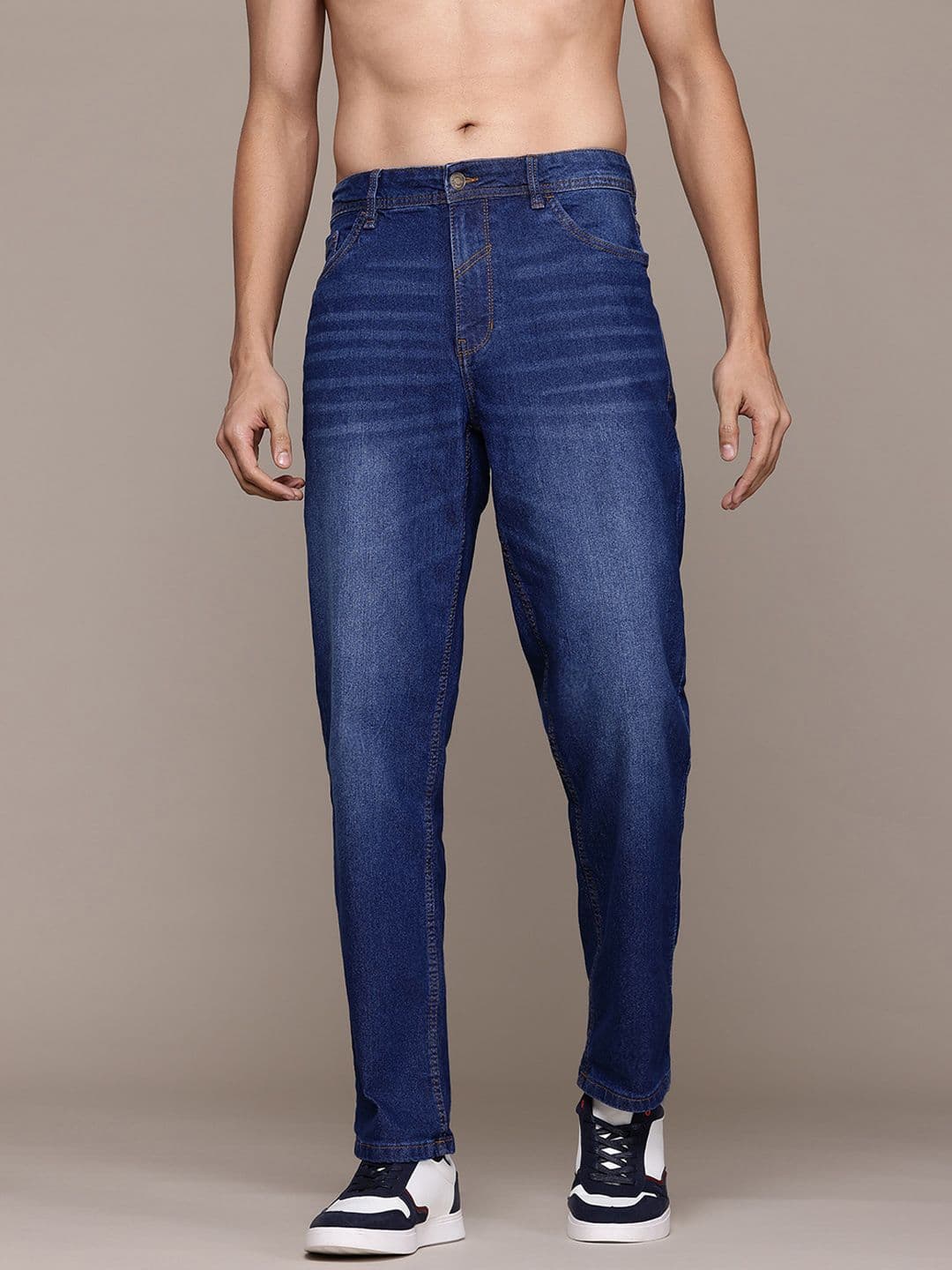 The Roadster Lifestyle Co. Men Straight Fit Light Fade Stretchable Jeans - view 1