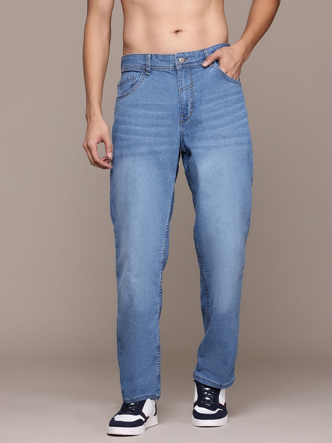 The Roadster Lifestyle Co. Men Straight Fit Light Fade Stretchable Jeans - view 1