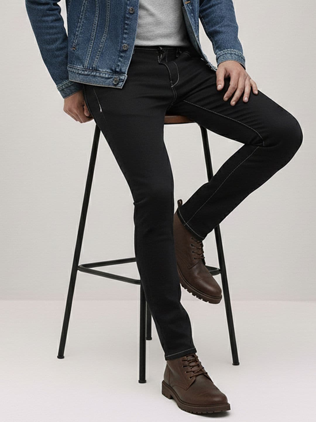 The Roadster Life Co. Men Slim Fit Stretchable Jeans With Bag - view 1