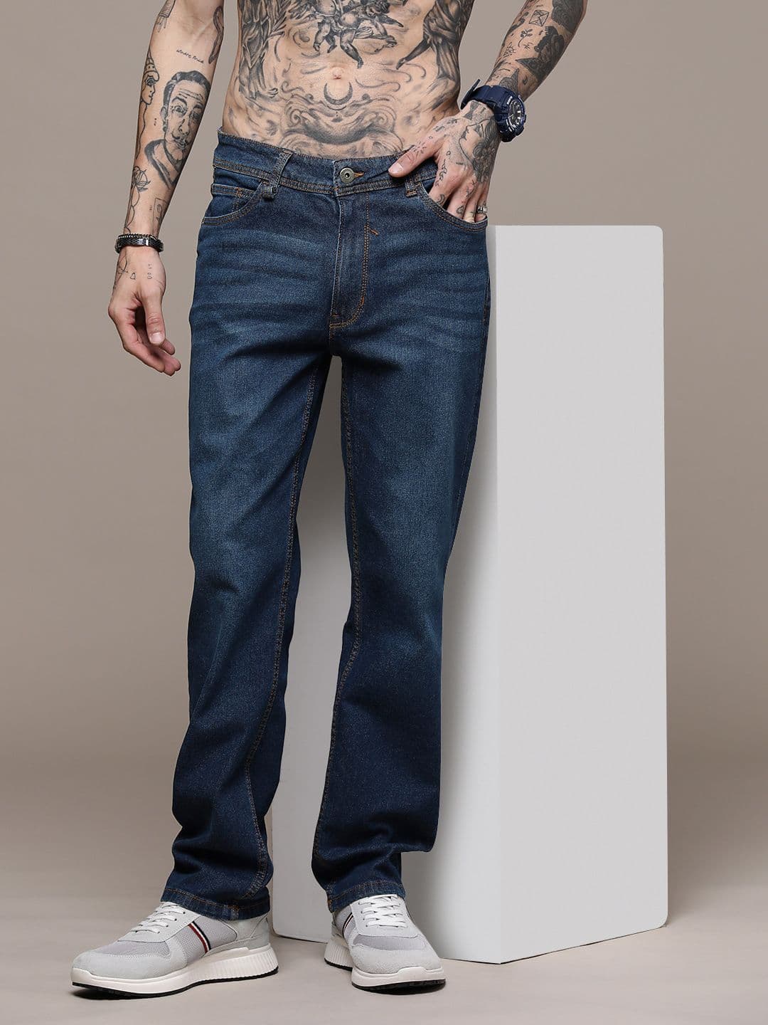 The Roadster Life Co. Men Light Fade Stretchable Jeans - view 1
