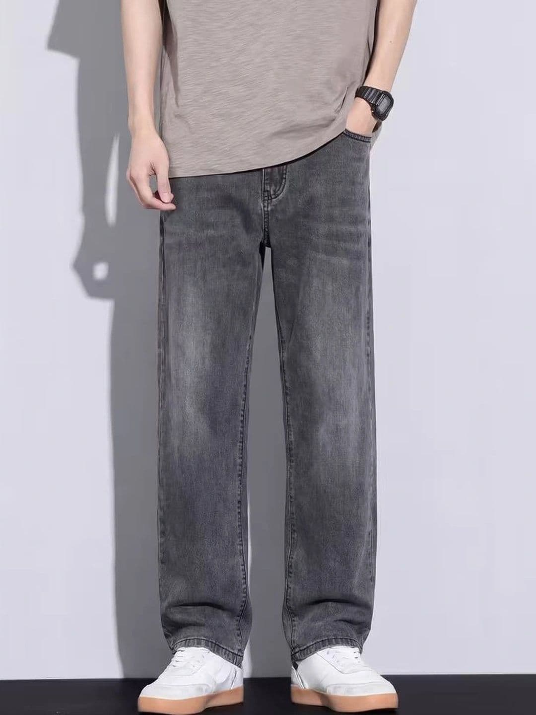PINKLIT Men Straight Fit Mid-Rise Light Fade Jeans - view 1