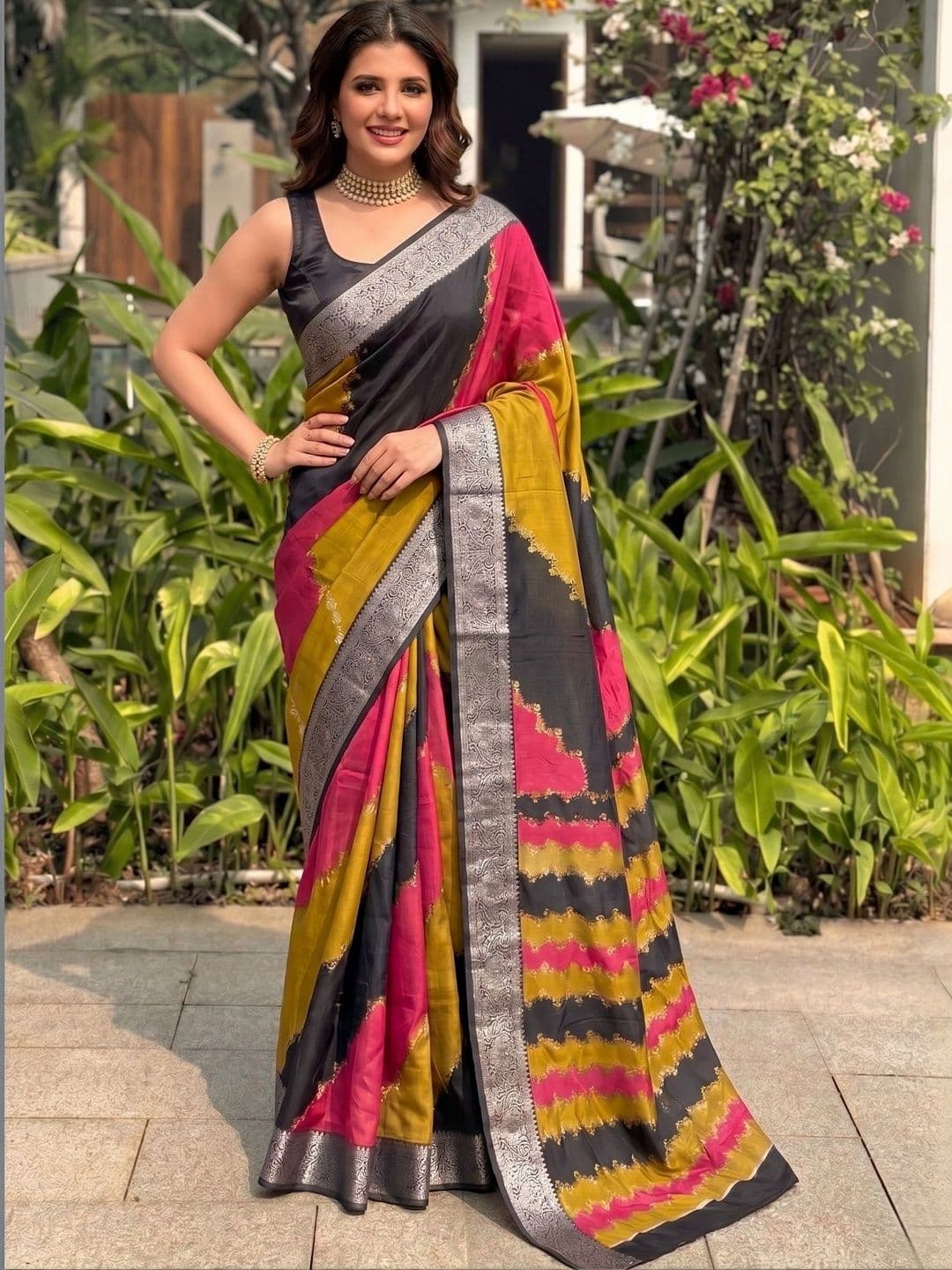 Owee Leheriya Zari Silk Blend Designer Saree - view 1