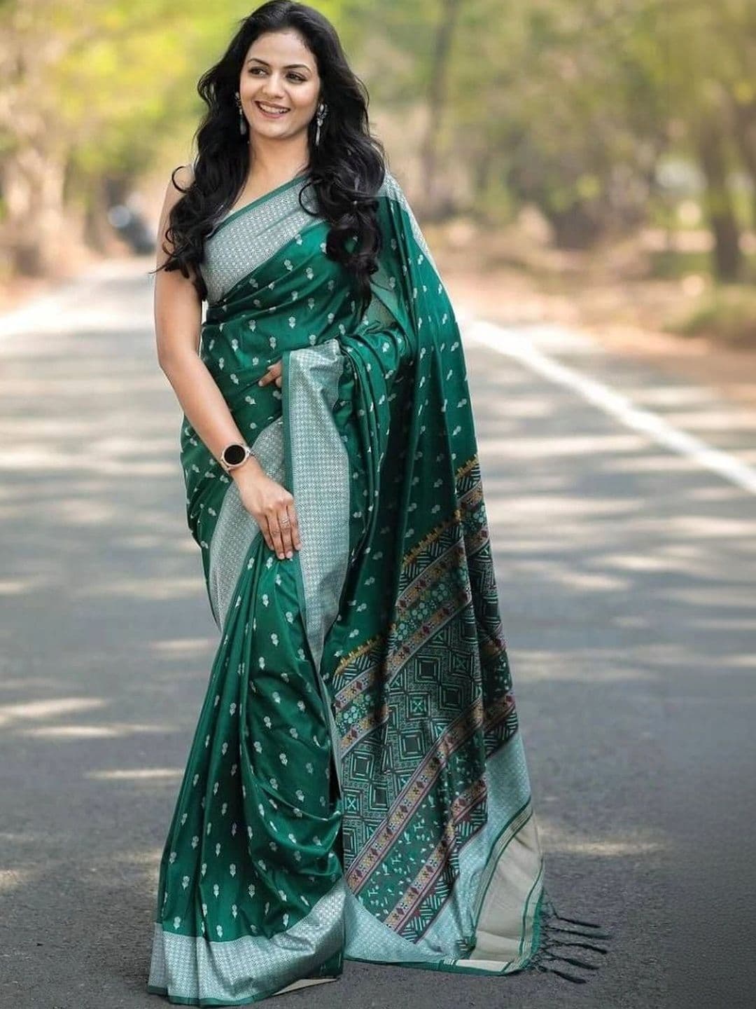 revika Woven Design Zari Art Silk Designer Kanjeevaram Saree - view 1