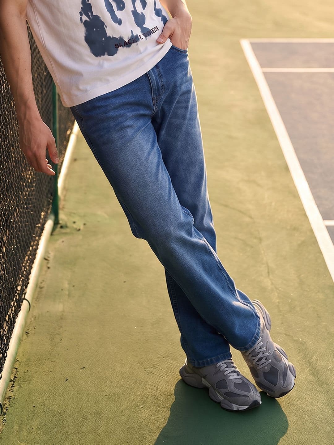 Aeropostale Men Relaxed Fit Light Fade Stretchable Jeans - view 1