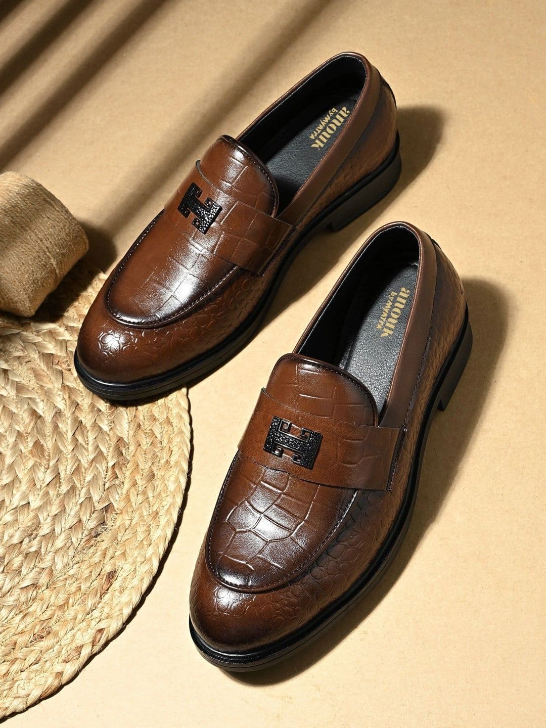 Anouk Men Textured Loafers - view 1