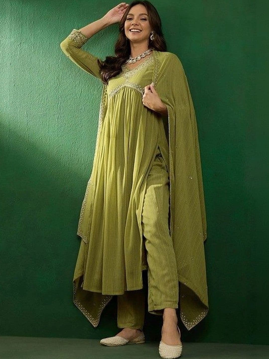 Vaidehi Fashion Women Empire Kurta with Trousers & With Dupatta - view 1