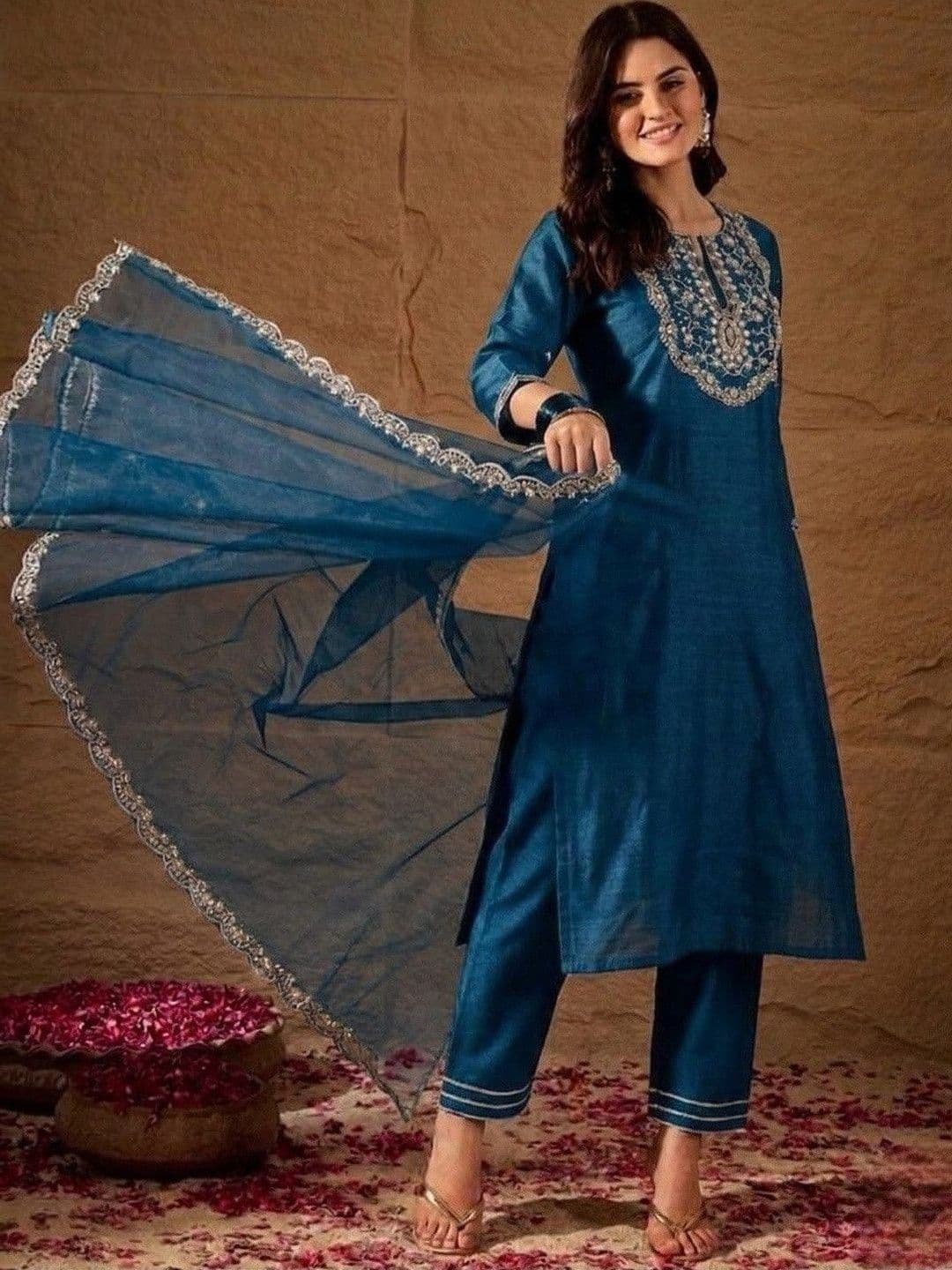 House of Pataudi Embroidered Round Neck Kurta & Trousers With Dupatta - view 1