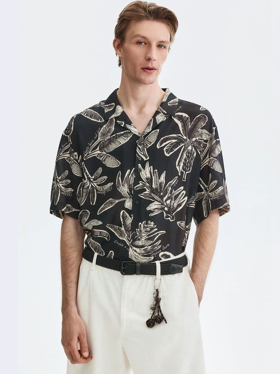 H&M Relaxed Fit Resort Shirt - view 1