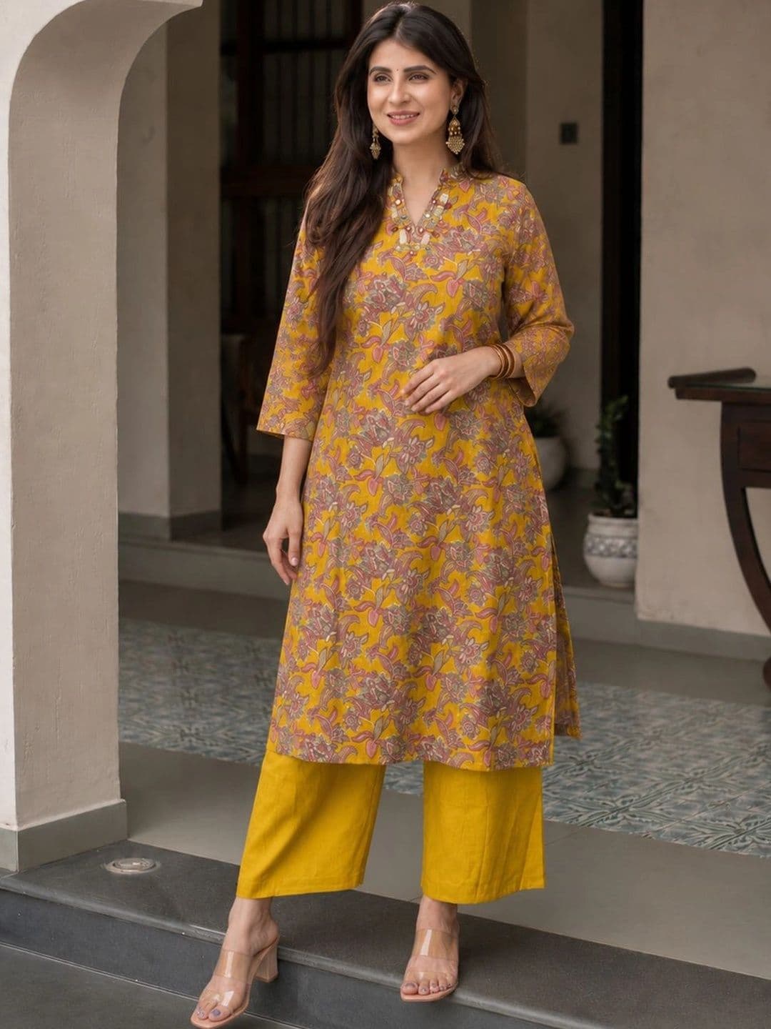 SZN Women Floral Printed Regular Kurta with Palazzos - view 1