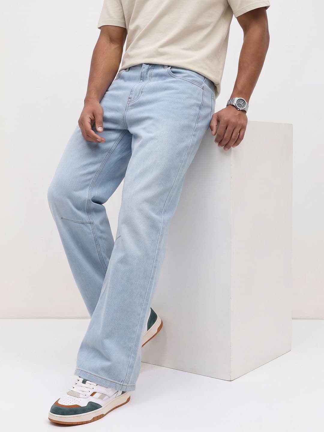 The Roadster Life Co. Men Relaxed Fit Stretchable Jeans - view 1