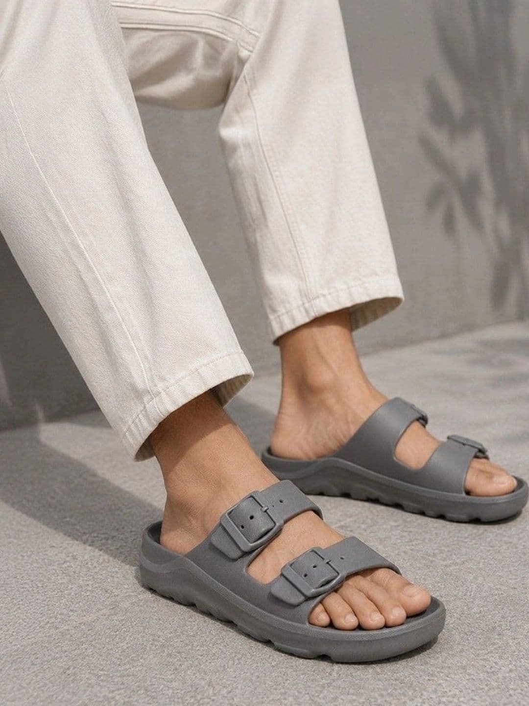 Zoom Shoes Men Lightweight Waterproof Soft Anti-Skid Sliders - view 1