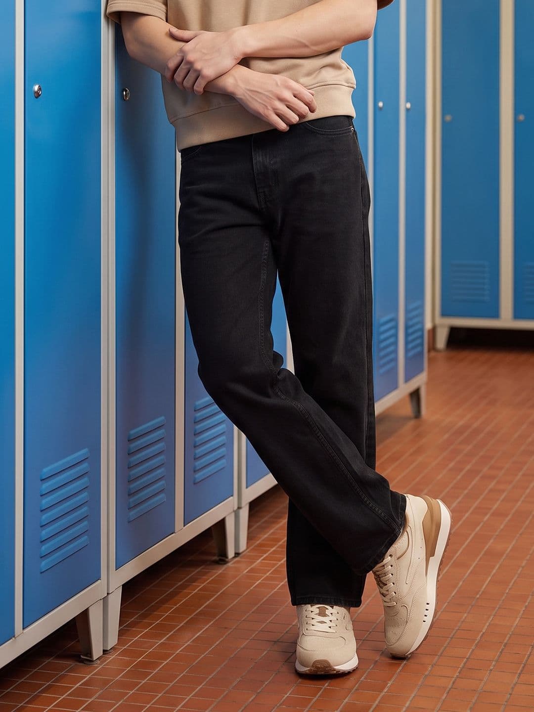 Aeropostale Men Relaxed Fit Clean Look Jeans - view 1