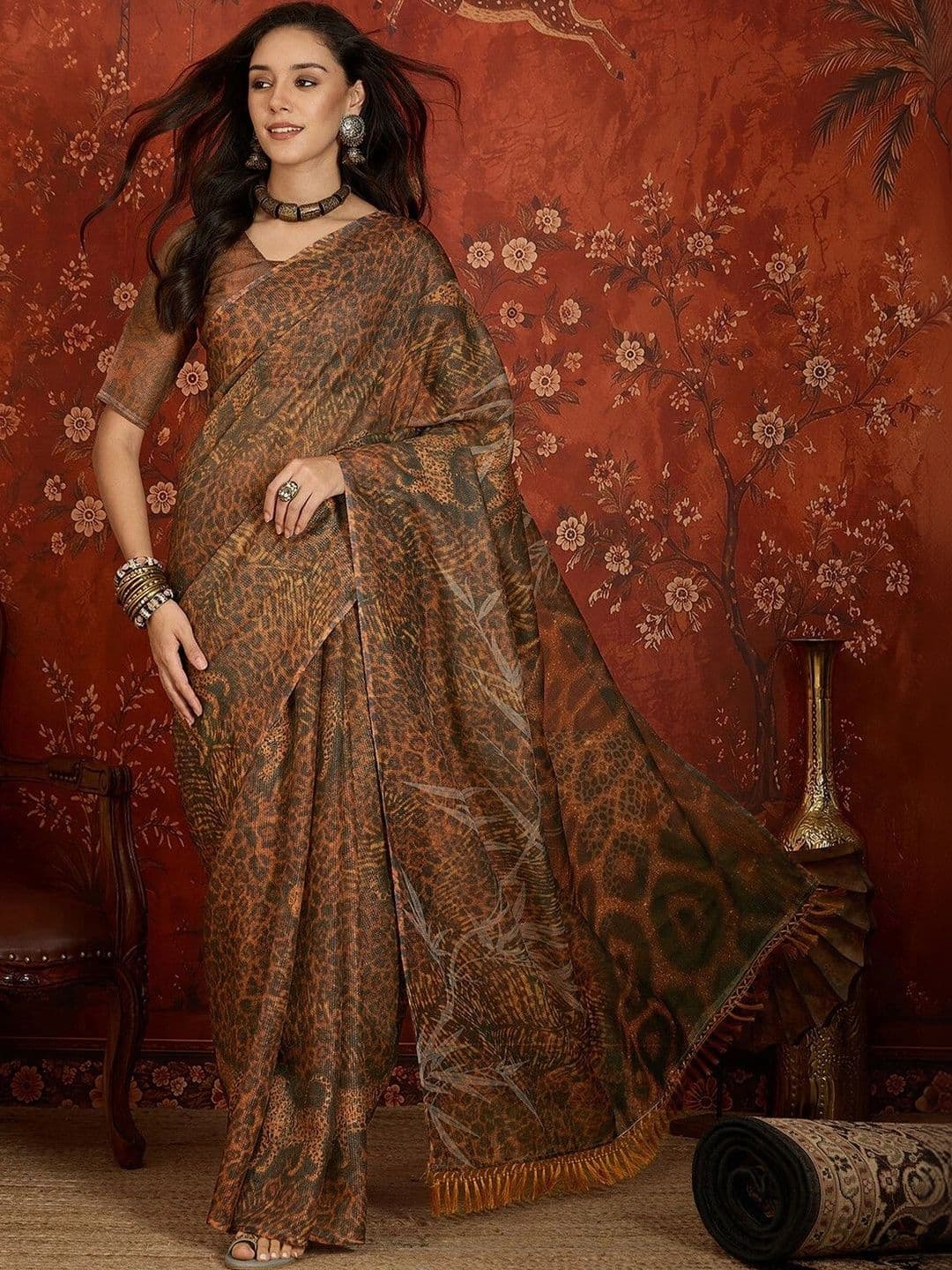 Sangria Linen Blend Saree - view 1