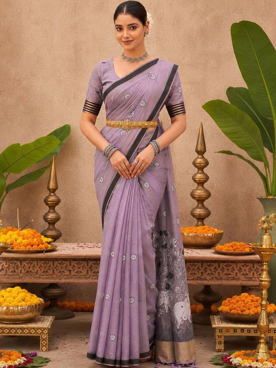 Satrani Woven Design Silk Cotton Fusion Kasavu Saree - view 1