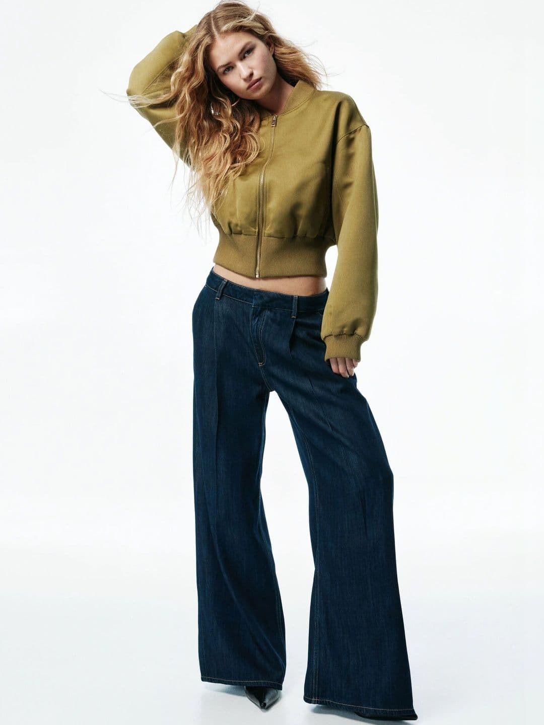 H&M Loose Fit Wide Regular Jeans - view 1