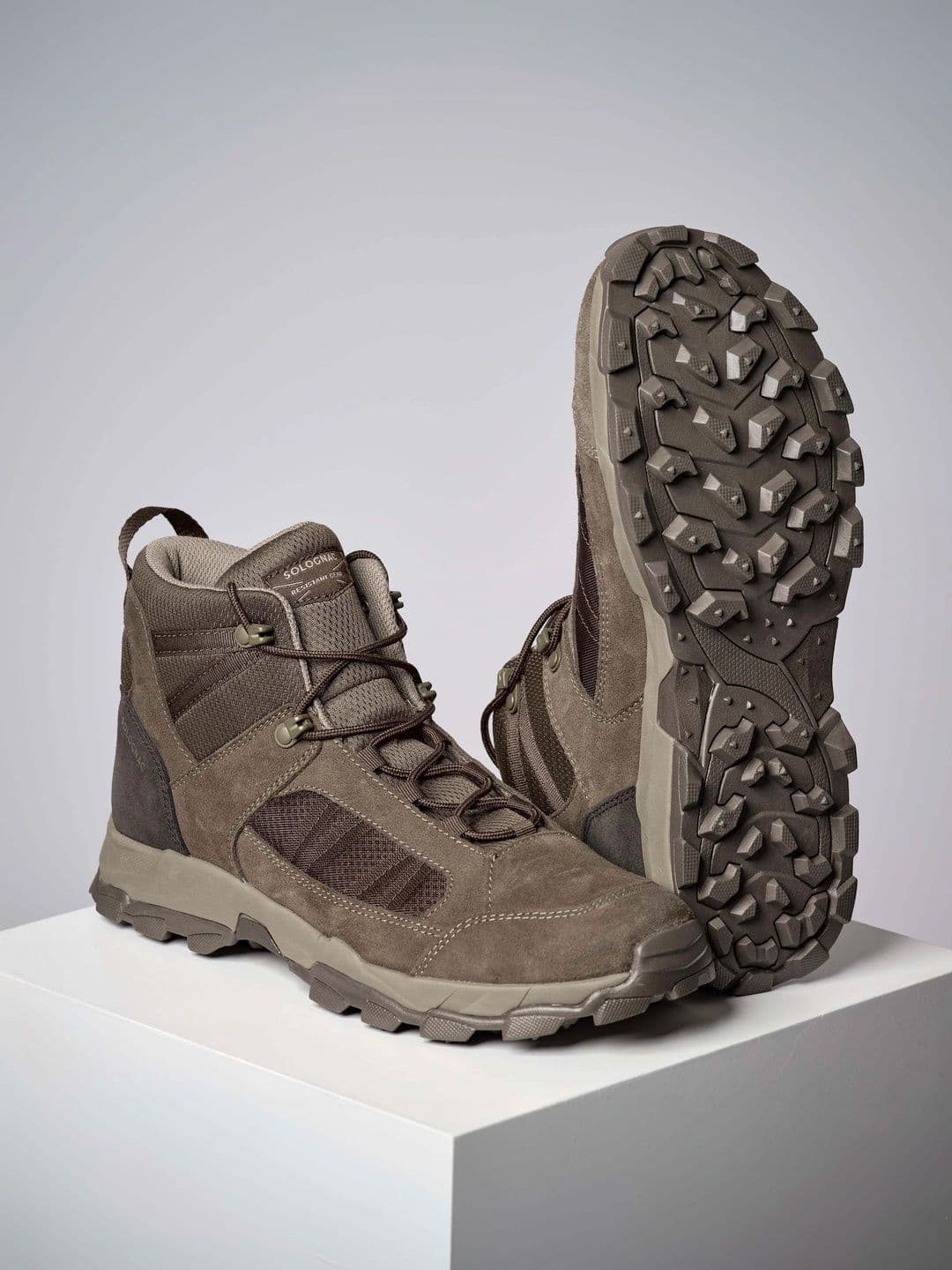 Decathlon Men Leather Trekking Shoes - view 1