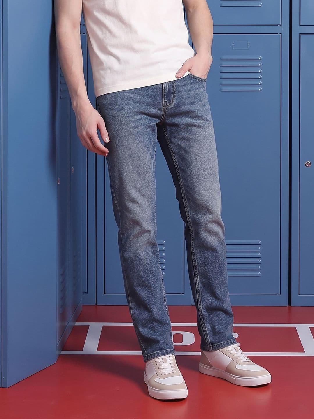 Aeropostale Men Straight Fit Stretchable Jeans - view 1