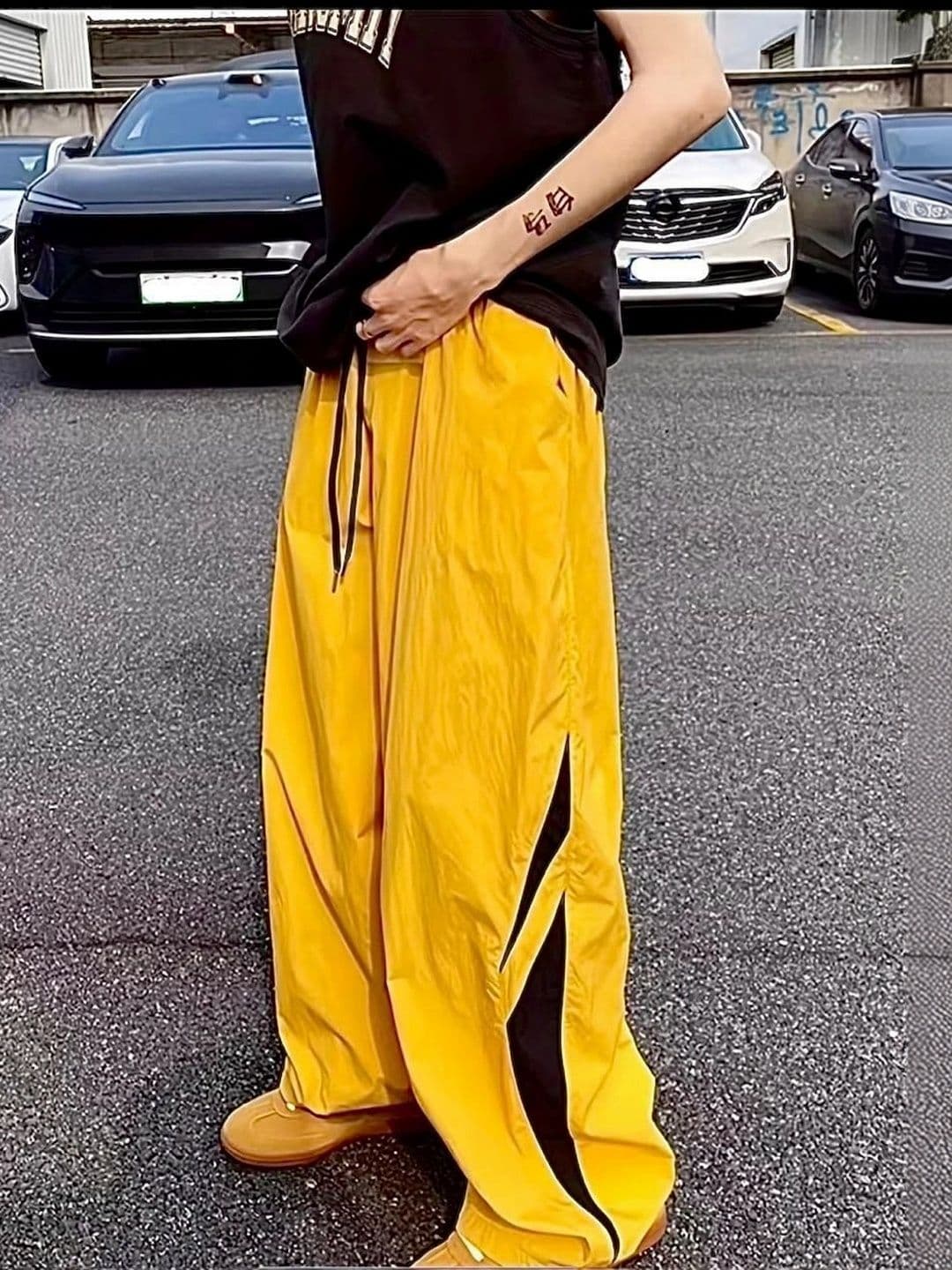 LRIPSOME Men Relaxed Fit Colourblocked Training Track Pants - view 1