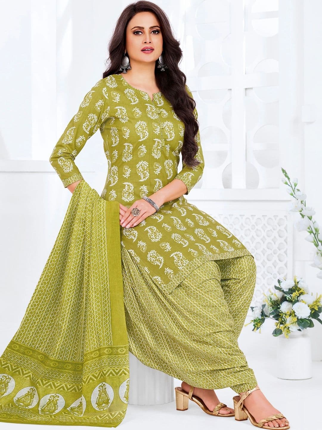 shree jeenmata collection Printed Pure Cotton Unstitched Dress Material - view 1