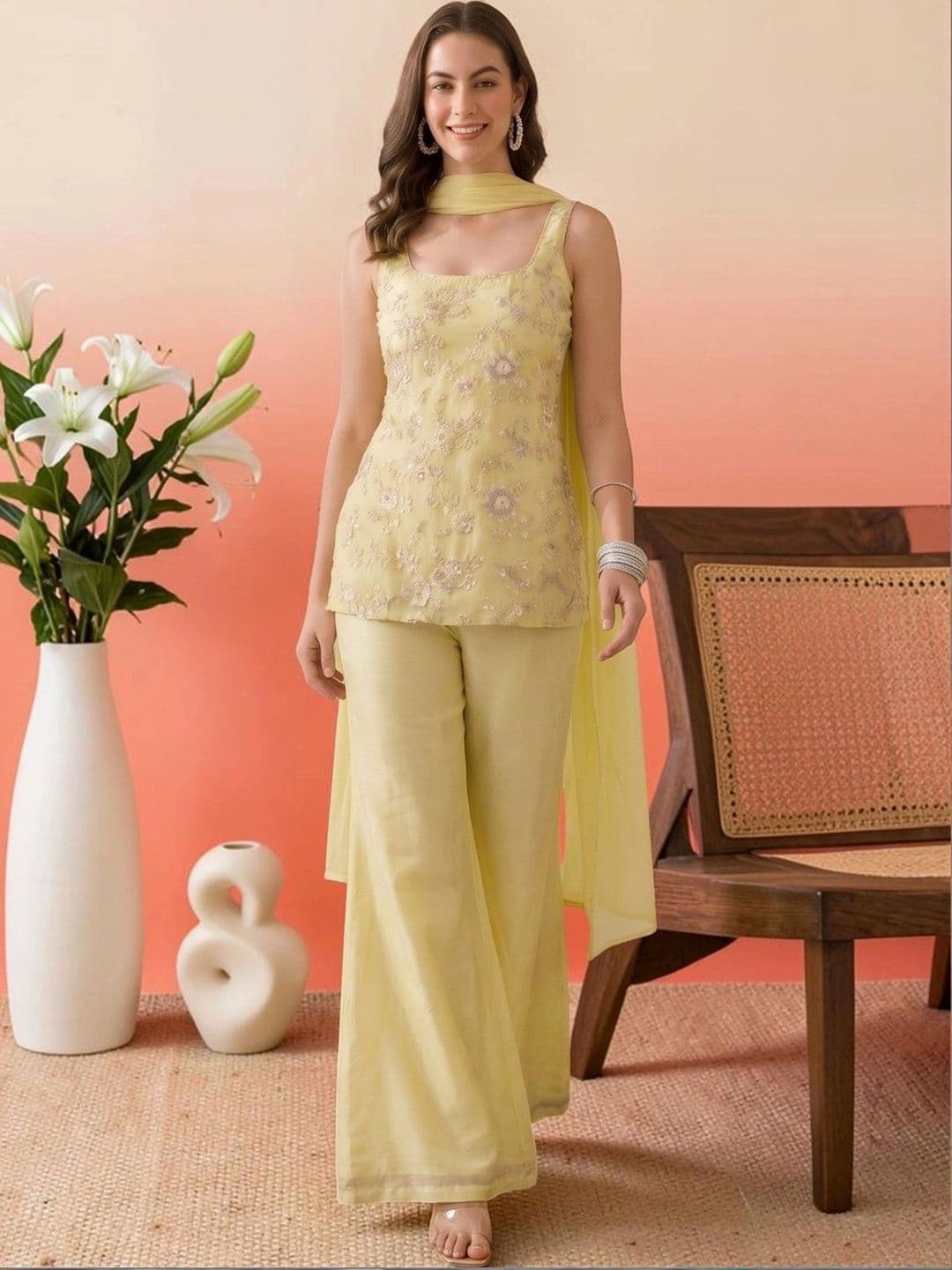 Panzora Women Floral Embroidered Regular Thread Work Kurta with Palazzos & With Dupatta - view 1