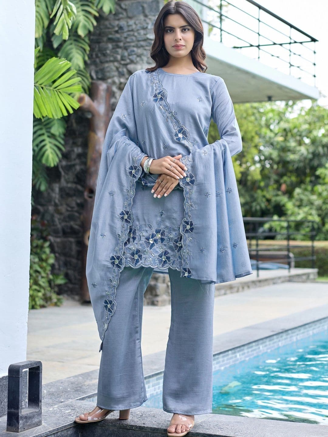 Sangria Women Floral Embroidered Regular Thread Work Kurta with Palazzos & With Dupatta - view 1