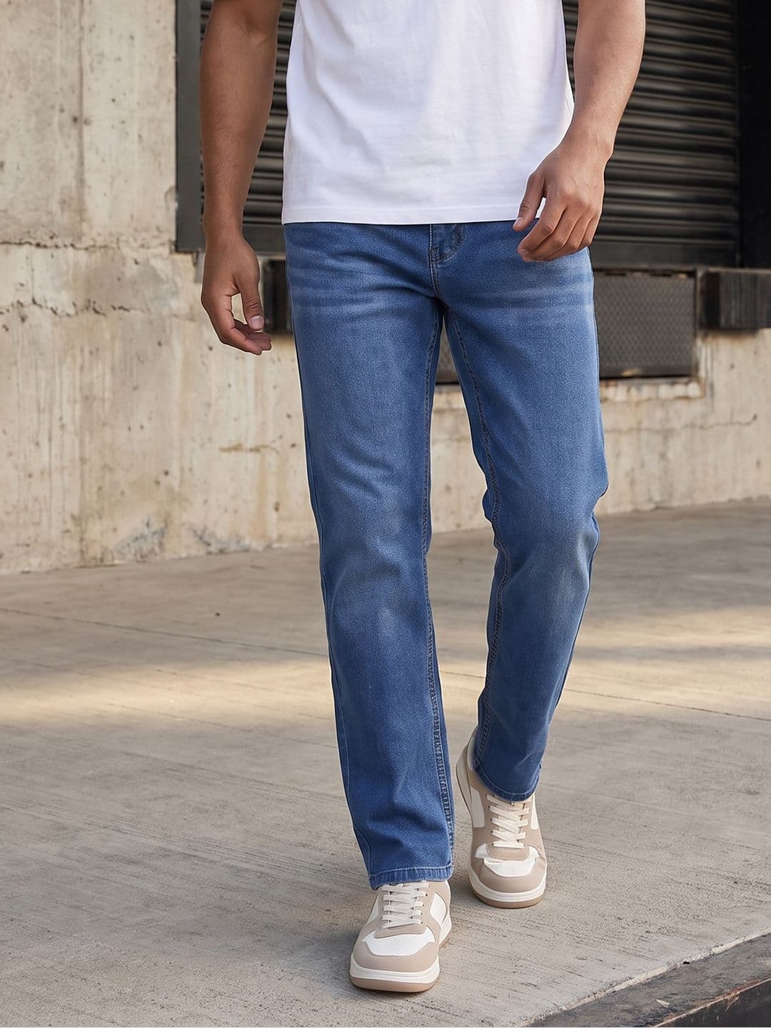 The Roadster Life Co. Men Straight Fit Light Fade Jeans - view 1