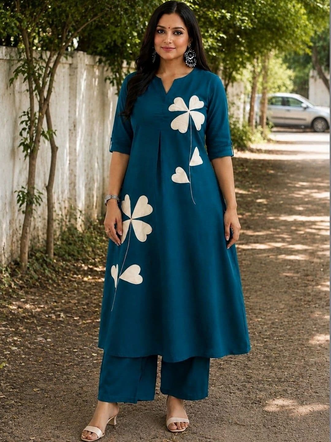 Vogue by Avantika Women Floral Printed Regular Pure Cotton Kurta with Palazzos - view 1