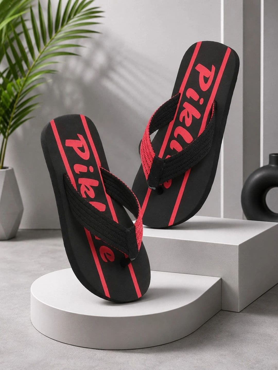 Vahmah Men Printed Thong Flip-Flops - view 1