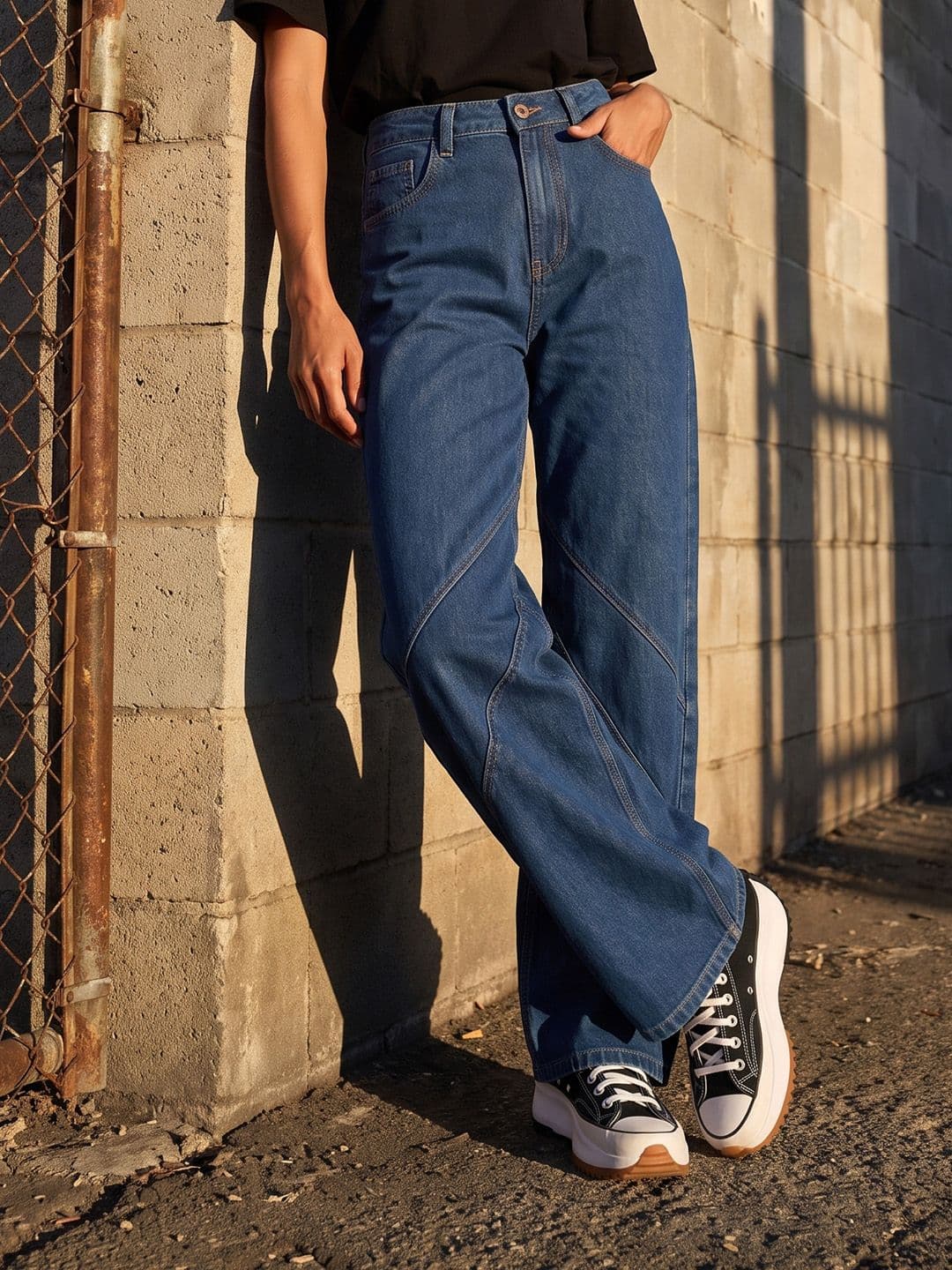 The Roadster Life Co. Women Loose Fit Panelled Jeans - view 1