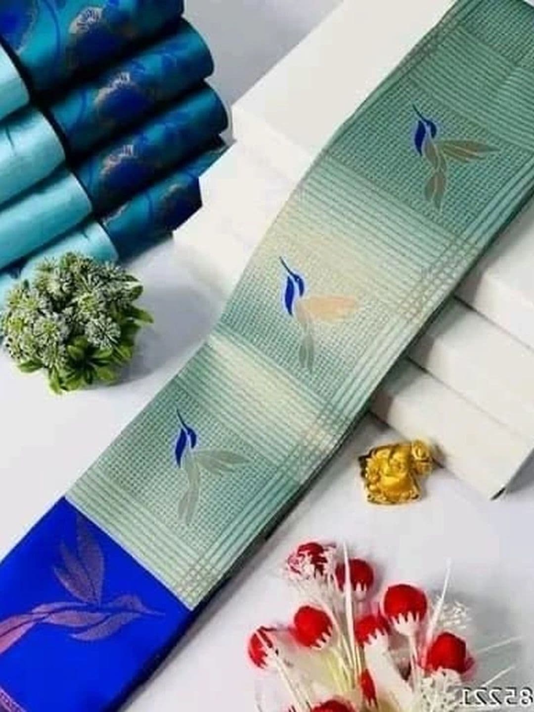 Glorisa Woven Design Zari Silk Blend Tussar Saree - view 1