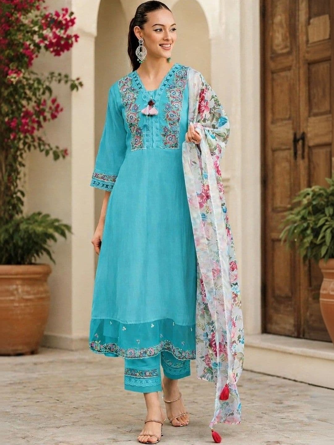 Sangria Women Floral Embroidered Regular Thread Work Kurta with Trousers & With Dupatta - view 1