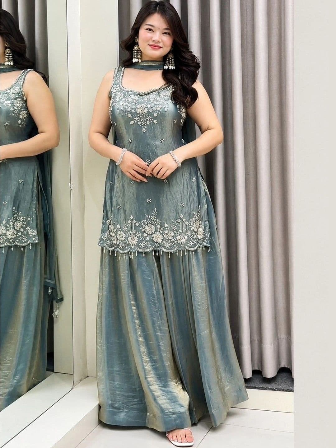 IKKIS Women Floral Embroidered Regular Thread Work Kurta with Sharara & With Dupatta - view 1