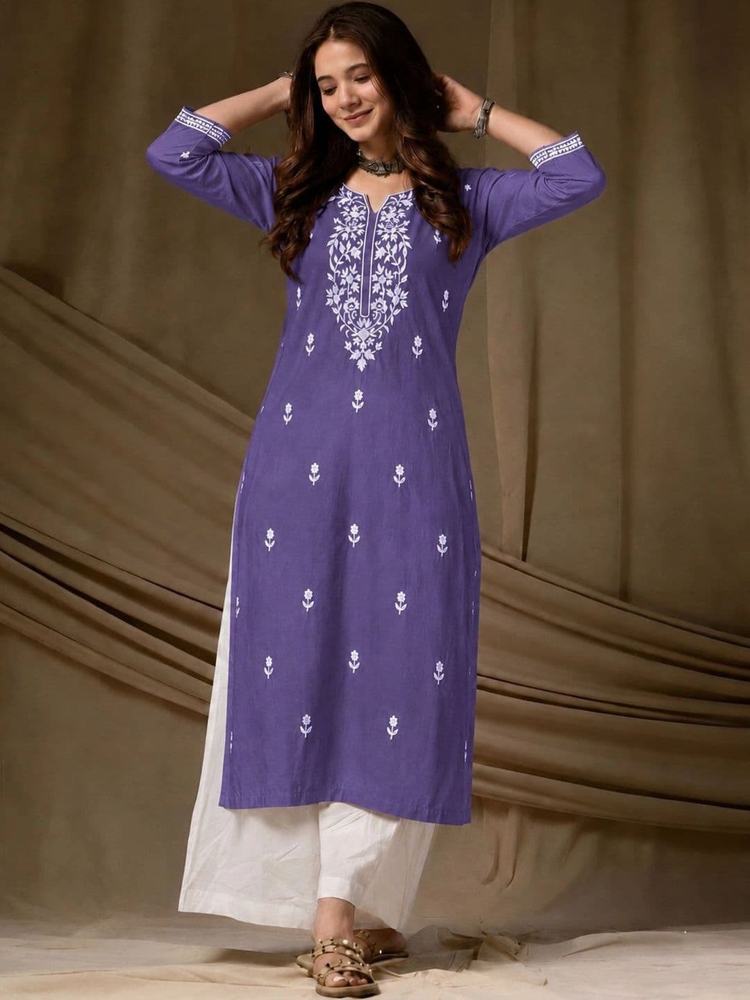 FORKEY Women Ethnic Motifs Embroidered Thread Work Kurta - view 1