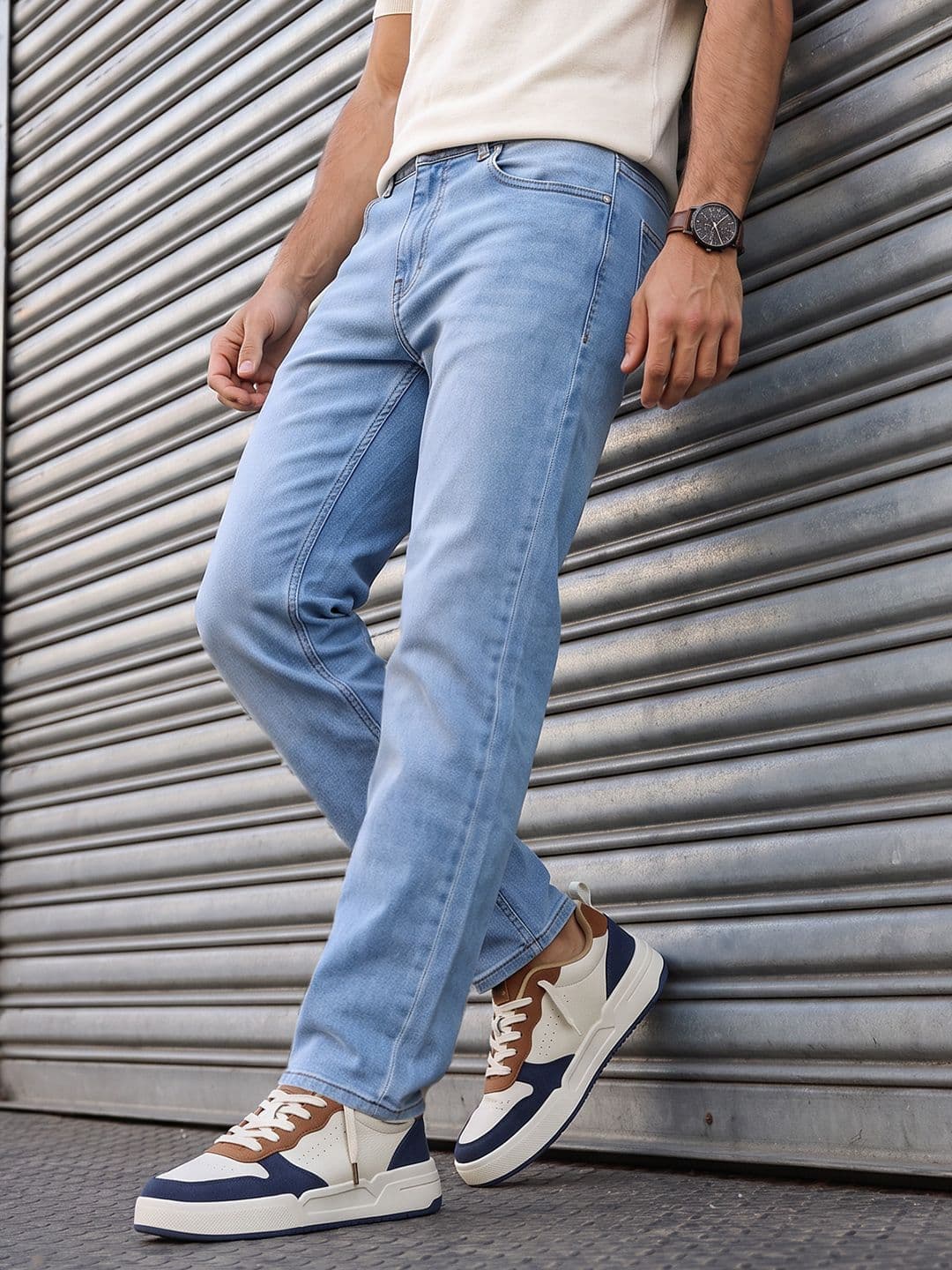 The Roadster Life Co. Men Relaxed Fit Light Fade Stretchable Jeans - view 1