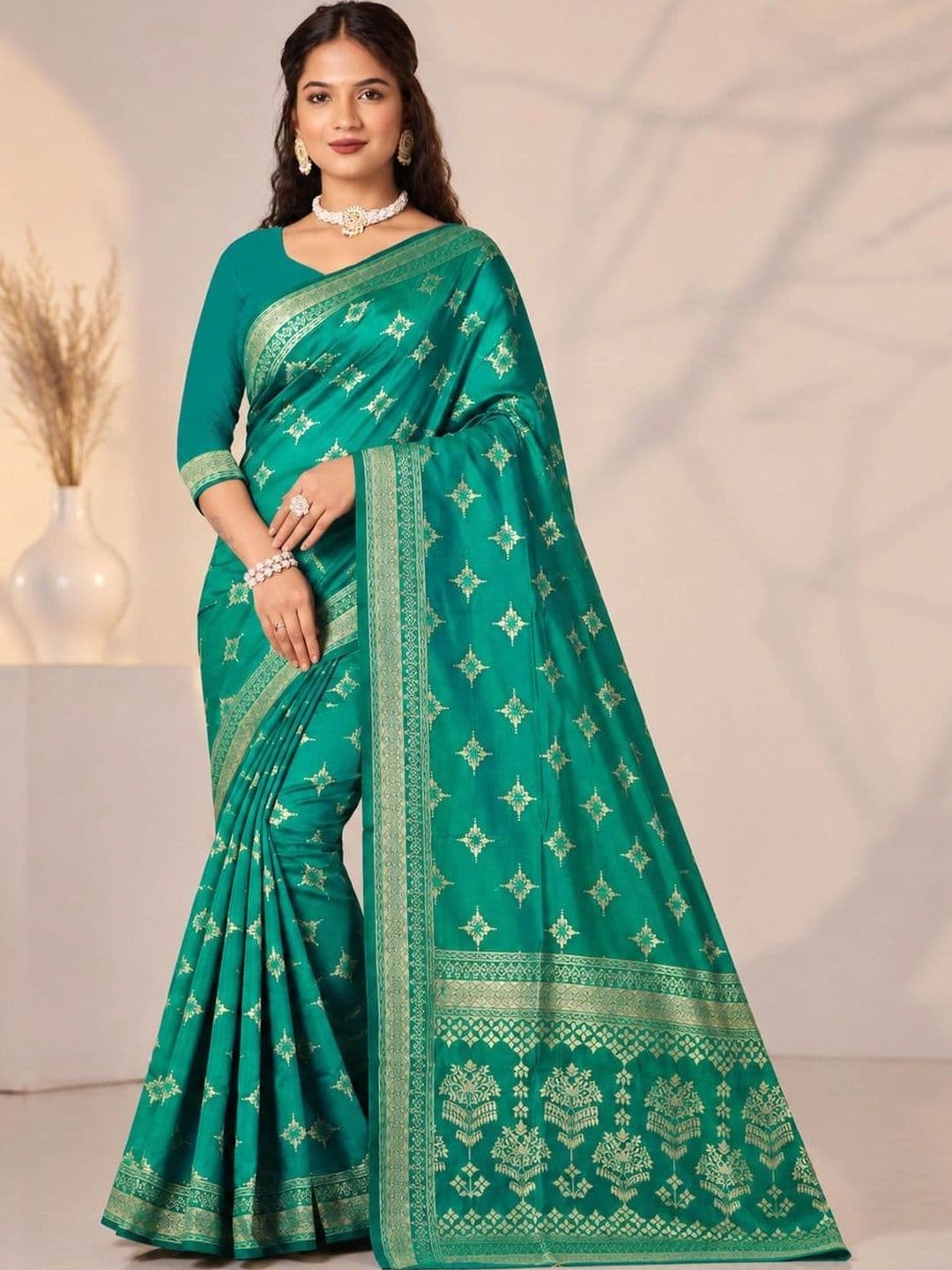 TINA FASHION Woven Design Zari Art Silk Fusion Banarasi Saree - view 1