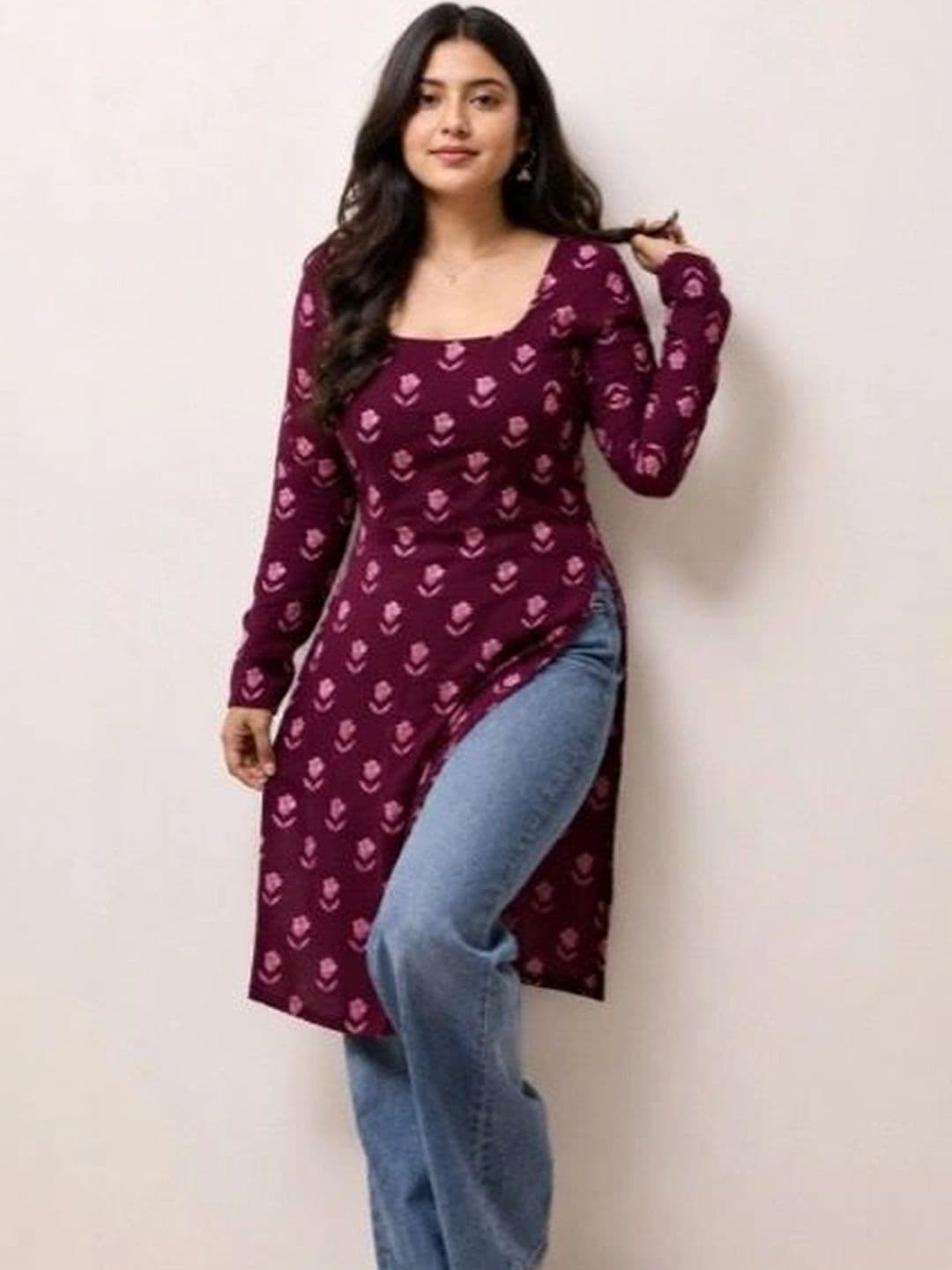 SHRISTHVAN Women Floral Printed Floral Kurta - view 1