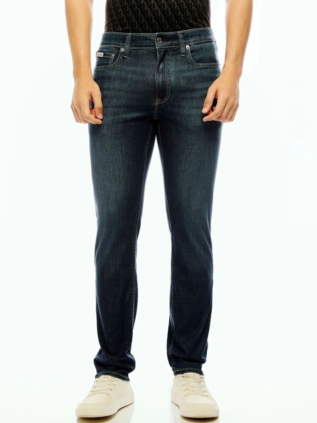 Calvin Klein Jeans Men Slim Fit Mid-Rise Light Fade Stretchable Jeans - view 1