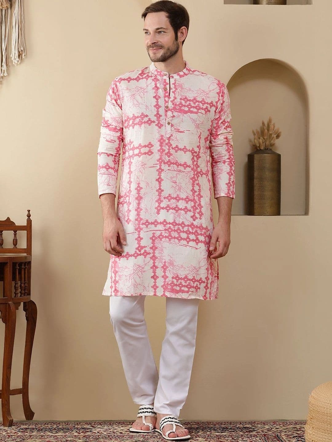 SOURAGYA Men Geometric Printed Kurta - view 1