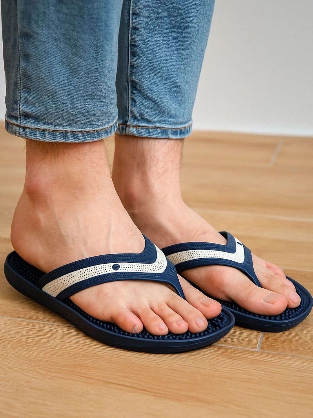 Bata Men Colourblocked Thong Flip-Flops - view 1