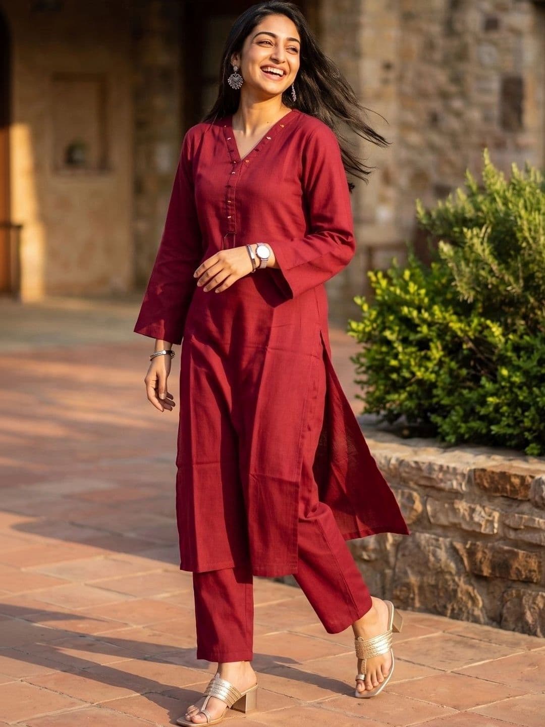 Varanga Women Regular Kurta with Trousers - view 1
