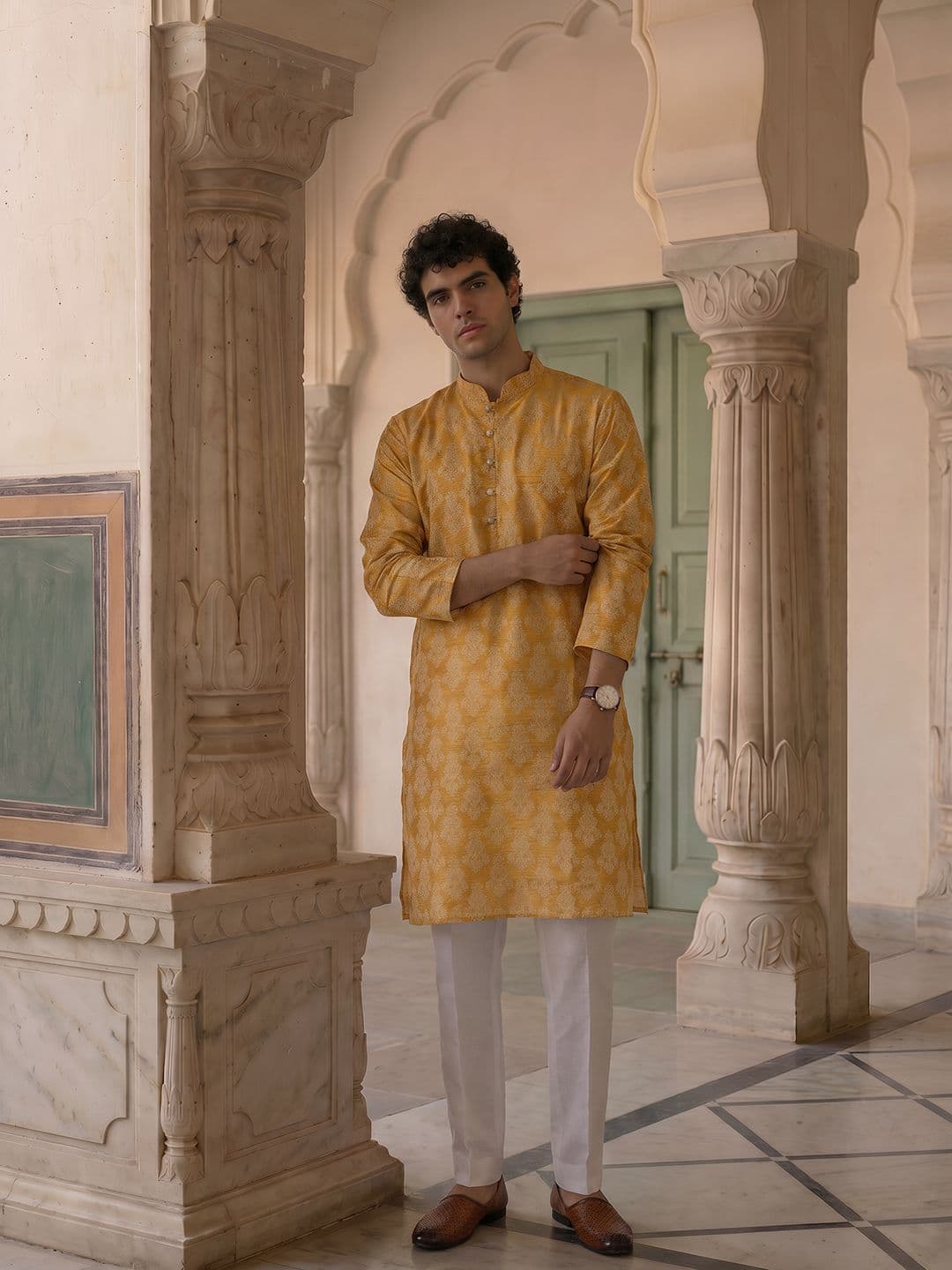 Anouk Ethnic Motifs Woven Design Kurta - view 1