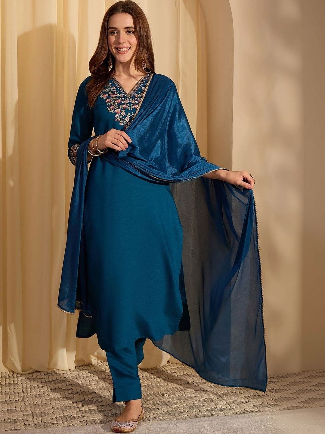 Janasya Women Floral Embroidered Regular Thread Work Kurta with Trousers & With Dupatta - view 1