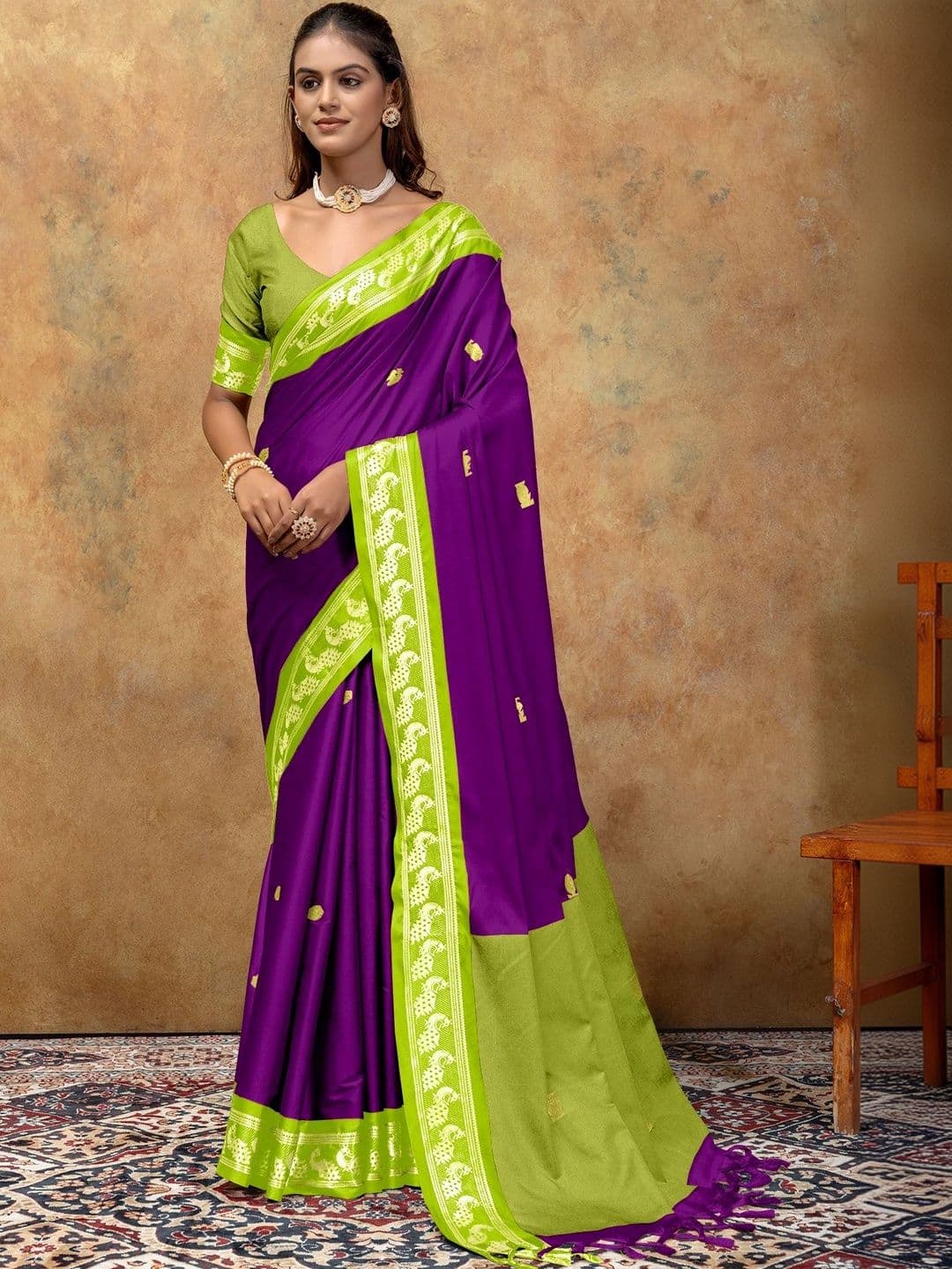 UMANTA Ethnic Motifs Zari Silk Cotton Paithani Saree - view 1