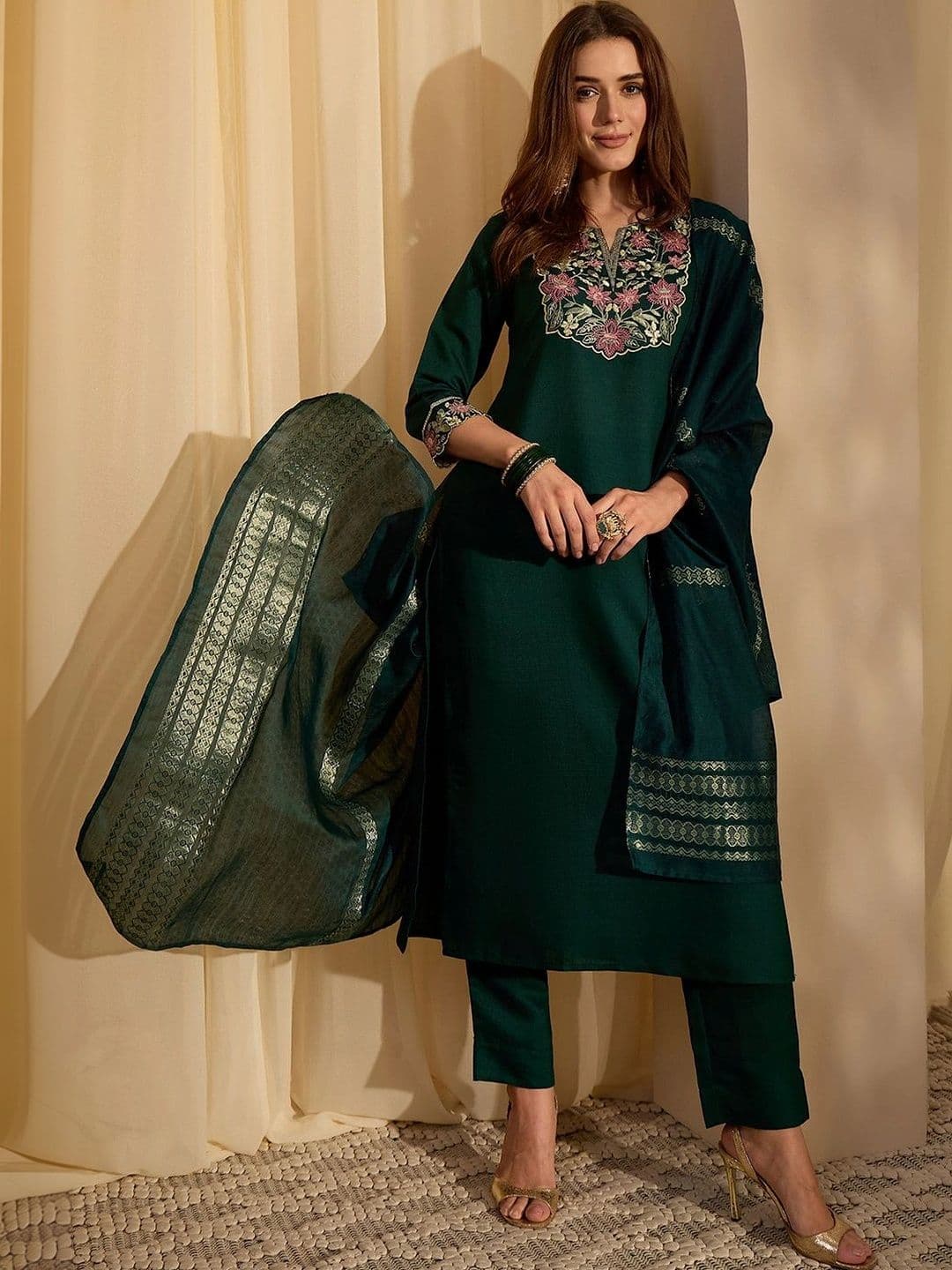 Janasya Women Floral Embroidered Regular Sequinned Kurta with Trousers & With Dupatta - view 1